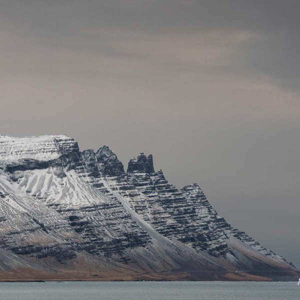 Vue sur les montagnes à proxitmité de Breiðdalsvík -Snæhvammstindur et Súlur
